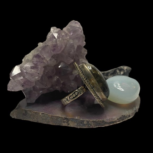 Labradorite Ring - Picture 3 of 4